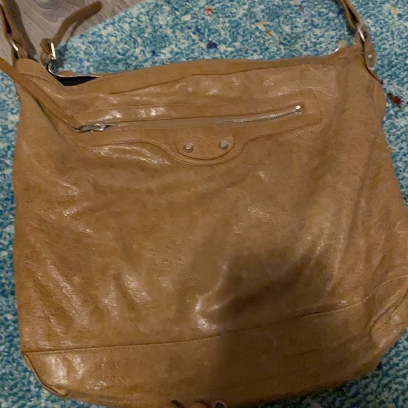 Balenciaga Bags Balenciaga Messenger Bag Poshmark